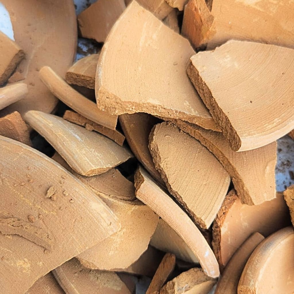 Clay Saucer Chips Soft – Creamy, Earthy & Naturally Soothing