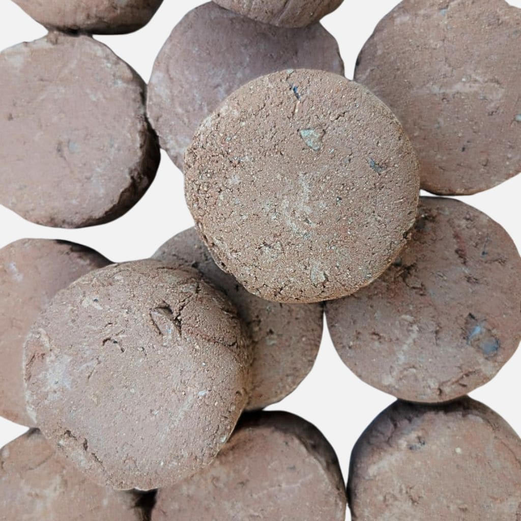 Red_Nak_Dry_Fruit_Mixed_Pucks-2