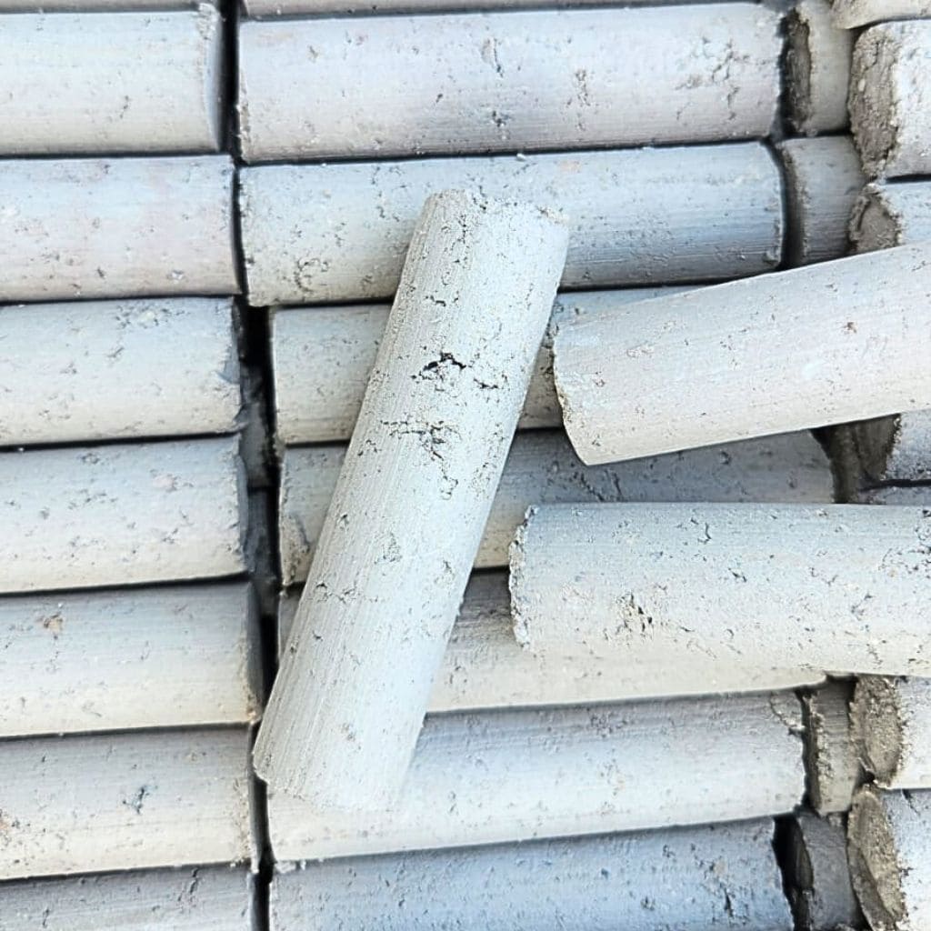 Smoky Sticks – Bold Roasted Clay in a Crunchy Stick Form