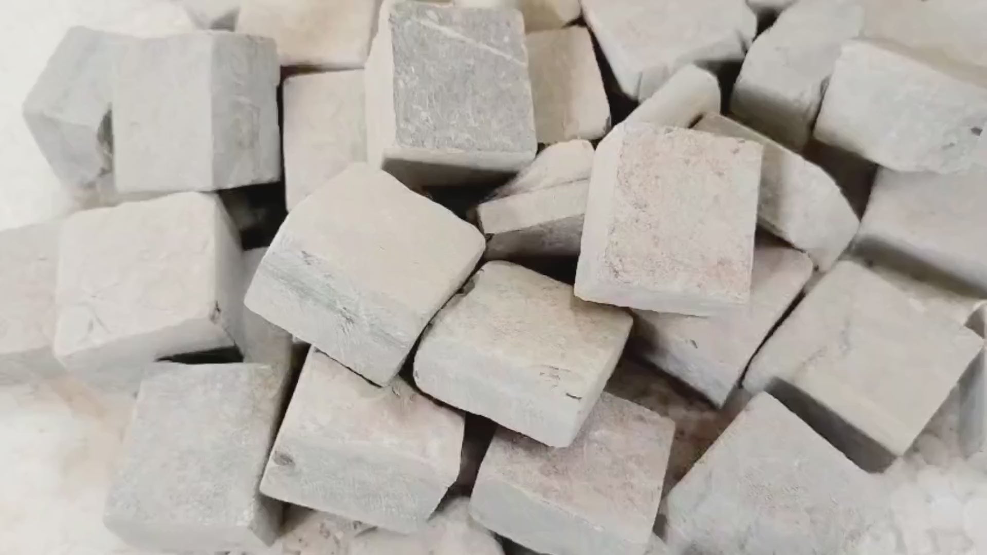 Black Shale Cubes