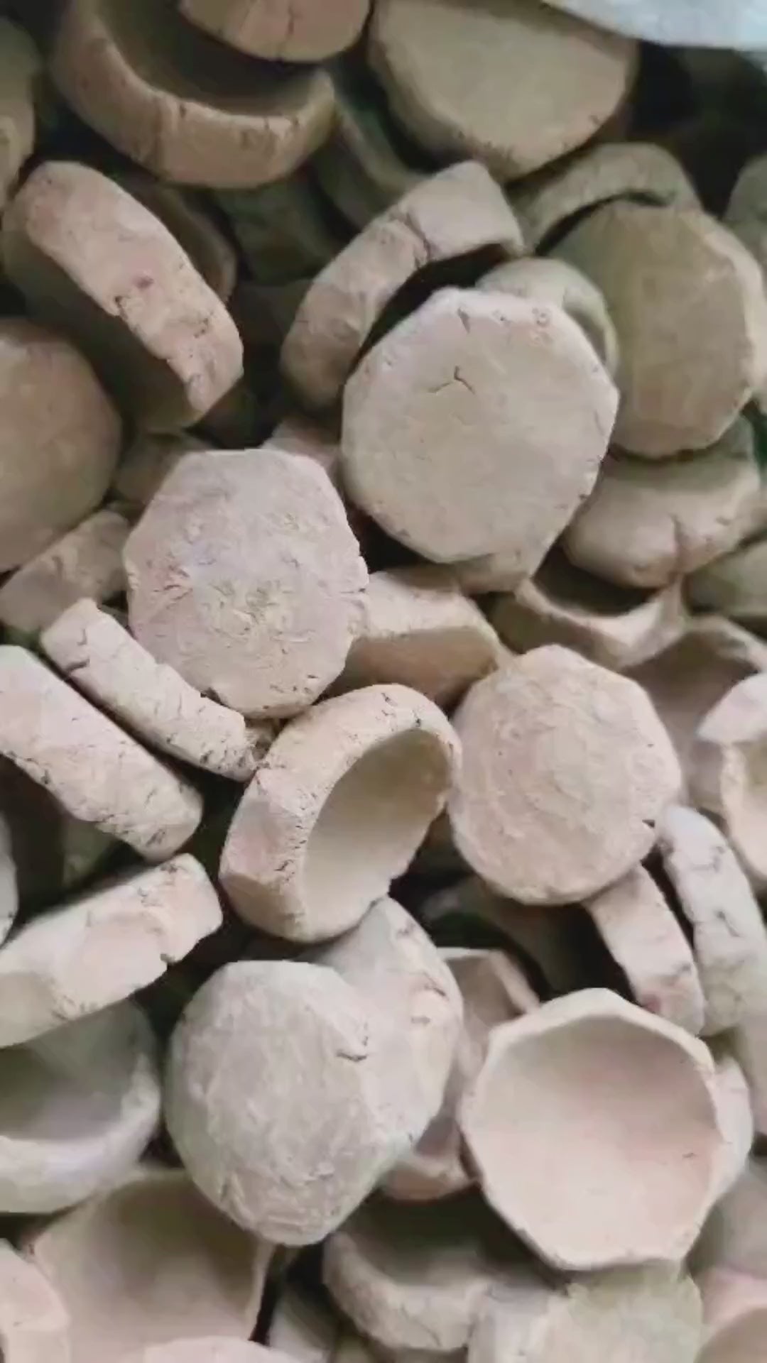 Mini Clay Pots (V)