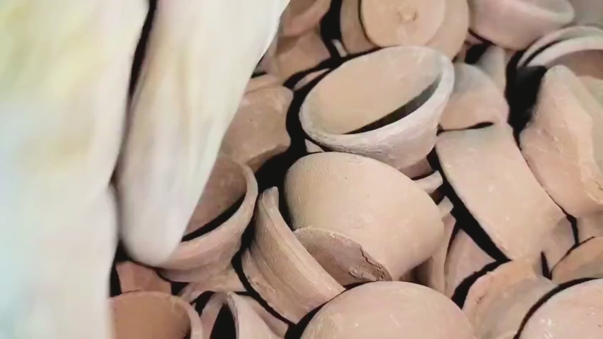 Mini Saucers (V)
