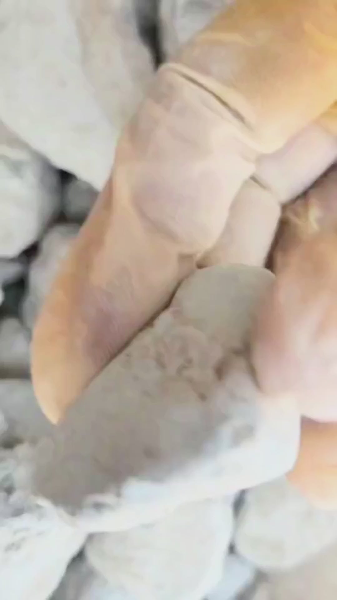 Grey Ball Clay (V)